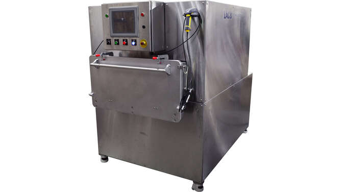 Leak test vacuum chamber